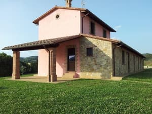 thumbnail: Front of property