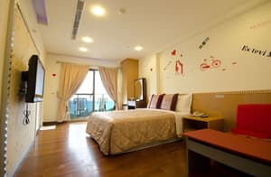 thumbnail: Room