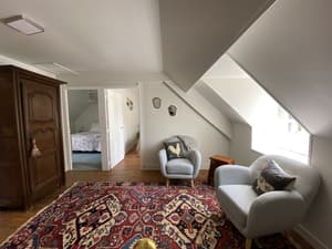thumbnail: Interior