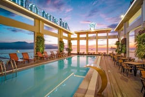 thumbnail: Outdoor pool