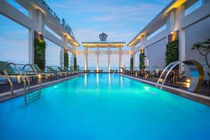 thumbnail: Rooftop pool