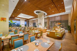 thumbnail: Restaurant