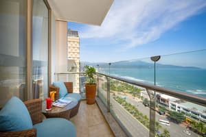 thumbnail: Balcony view