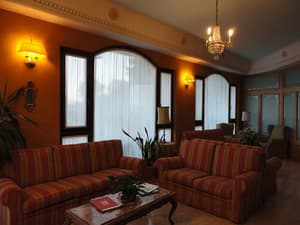 thumbnail: Reception hall