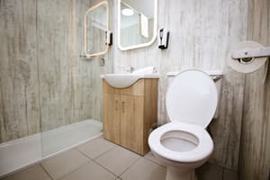 thumbnail: Bathroom