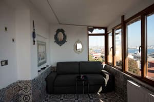 thumbnail: Living area