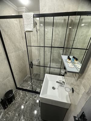 thumbnail: Bathroom