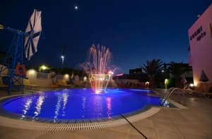 thumbnail: Pool