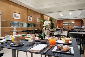 thumbnail: Breakfast area