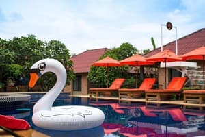 thumbnail: Sundeck