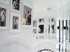 thumbnail: Interior entrance
