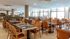 thumbnail: Restaurant