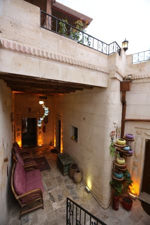 thumbnail: Interior detail