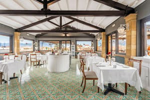 thumbnail: Restaurant