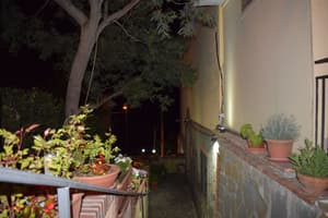 thumbnail: Front of property