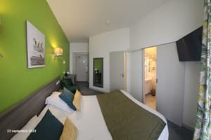 thumbnail: Room