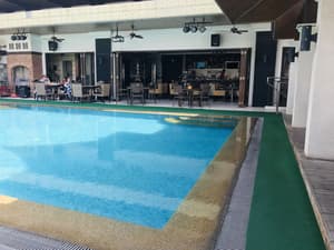 thumbnail: Outdoor pool