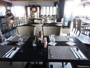 thumbnail: Restaurant