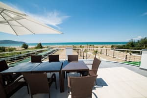 thumbnail: Sundeck