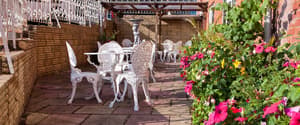 thumbnail: Courtyard