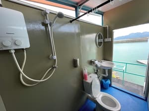 thumbnail: Bathroom