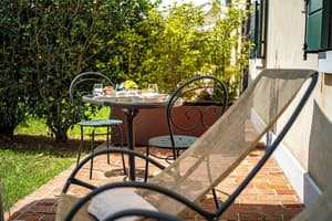 thumbnail: Terrace/patio
