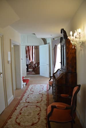 thumbnail: Hallway