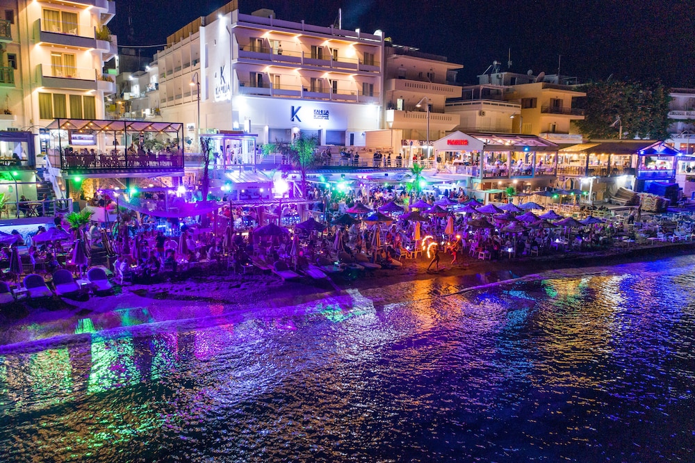 Beach bar