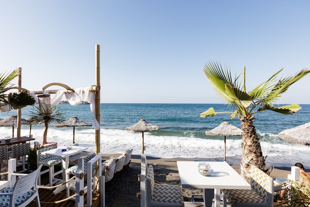 Beach bar
