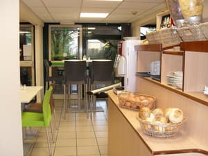 thumbnail: Restaurant