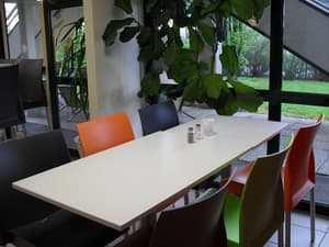 thumbnail: Restaurant