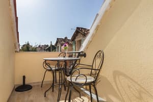 thumbnail: Balcony