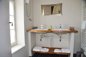thumbnail: Bathroom sink