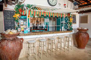 thumbnail: Restaurant