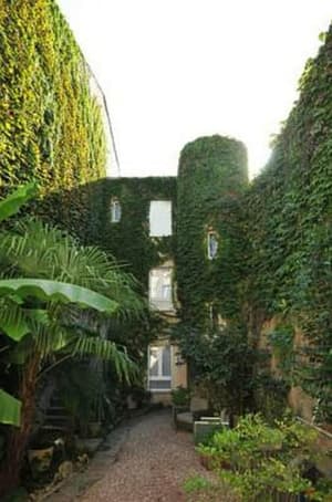 thumbnail: Exterior