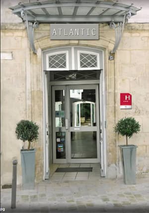 thumbnail: Property entrance