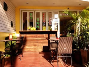 thumbnail: Exterior
