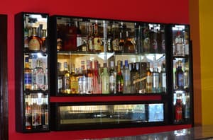thumbnail: Bar (on property)