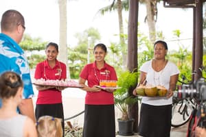 thumbnail: Outdoor dining