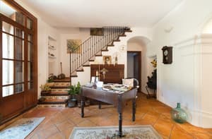 thumbnail: Reception hall