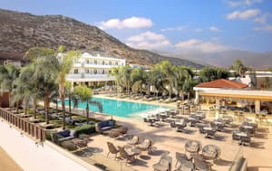 thumbnail: Outdoor pool