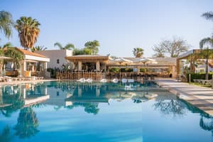 thumbnail: Outdoor pool