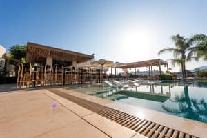 thumbnail: Outdoor pool