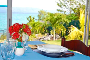 thumbnail: In-room dining