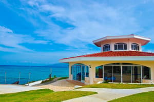 thumbnail: Front of property