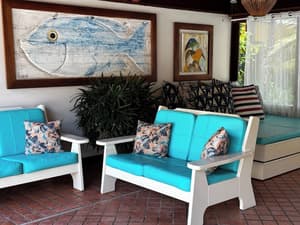 thumbnail: Lounge