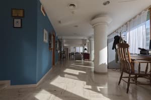thumbnail: Interior