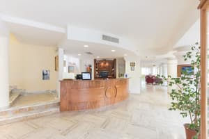 thumbnail: Reception