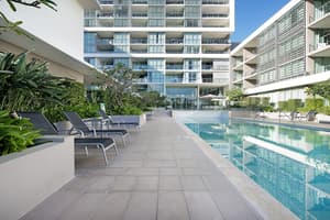 thumbnail: Outdoor pool