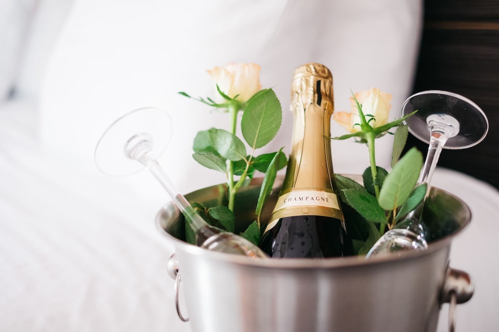 Champagne service